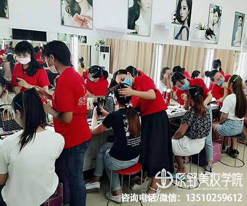 深圳是化妆培训学校，化妆培训班深圳