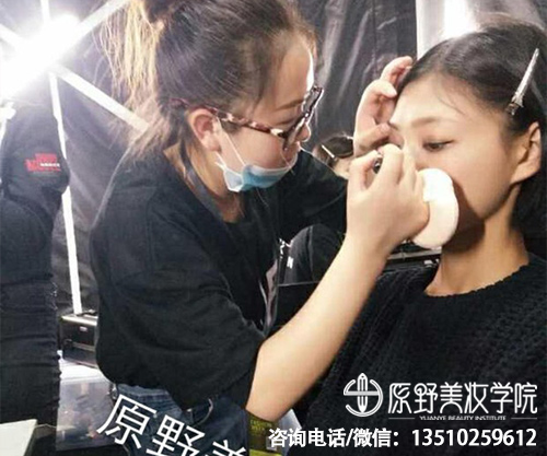 深圳想学日常化妆，学化妆要去哪学