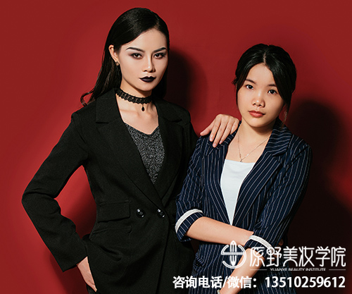 深圳口碑好的化妆学校是怎么培训的？