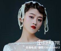 一般学做美甲美睫学费多少（美甲美睫培训学校多少学费）